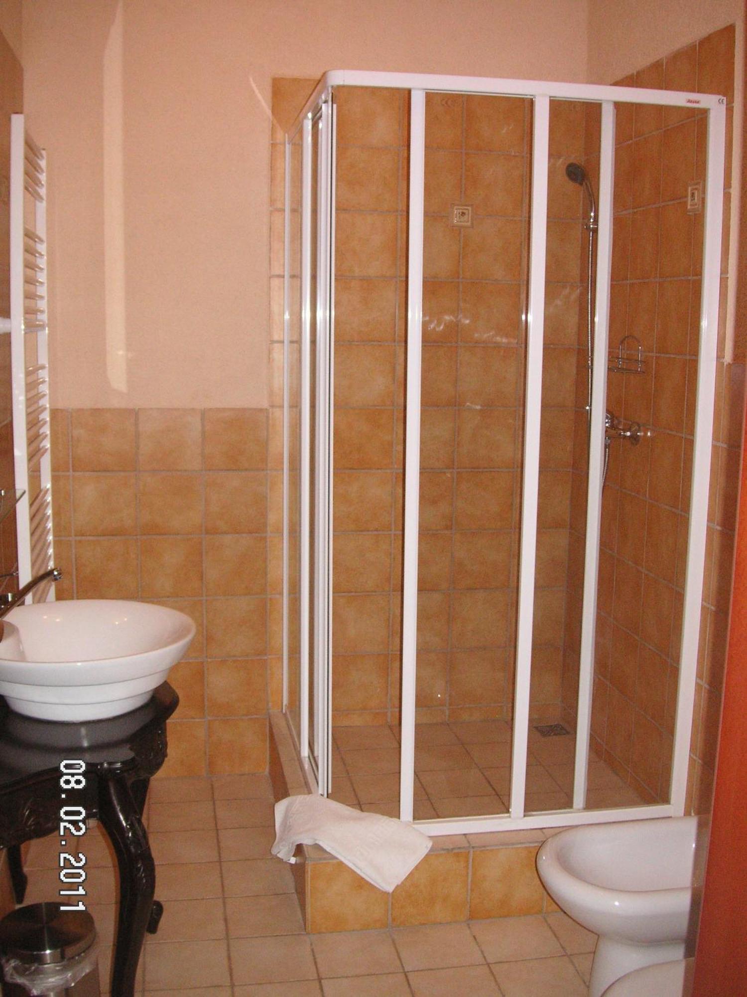 Hotel Na Kafkove Ostrava Ngoại thất bức ảnh