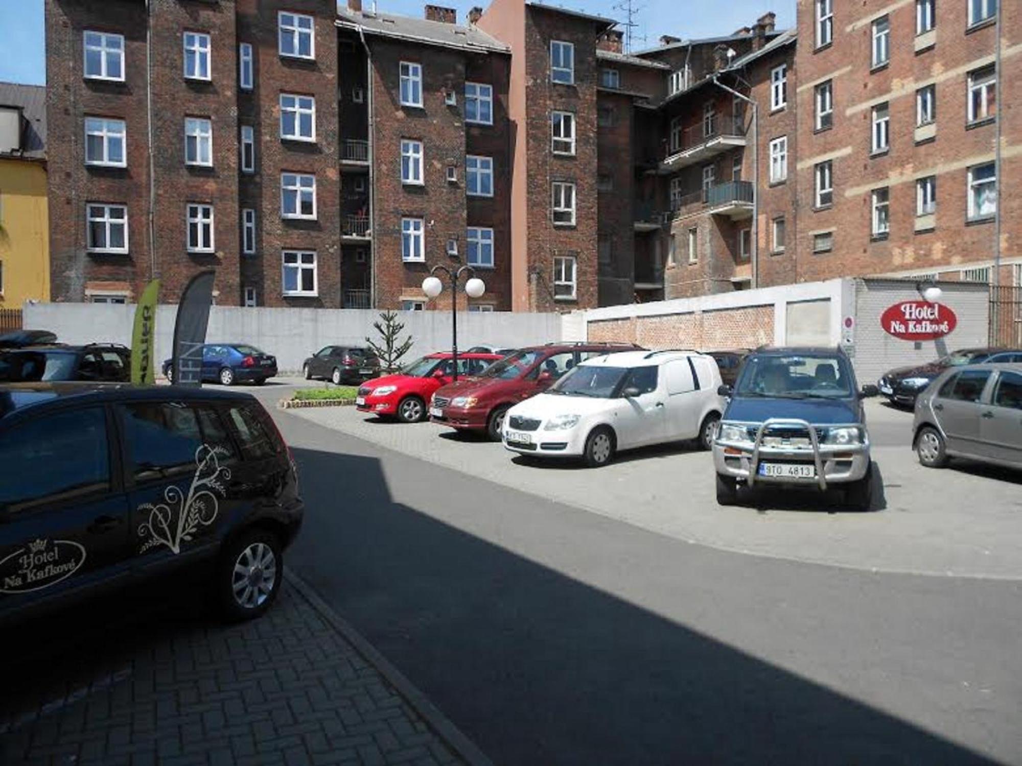 Hotel Na Kafkove Ostrava Ngoại thất bức ảnh