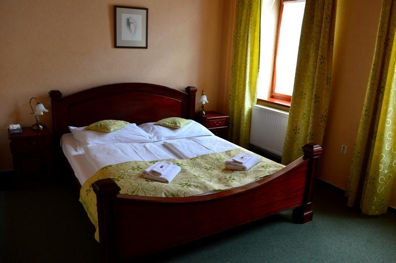 Hotel Na Kafkove Ostrava Ngoại thất bức ảnh