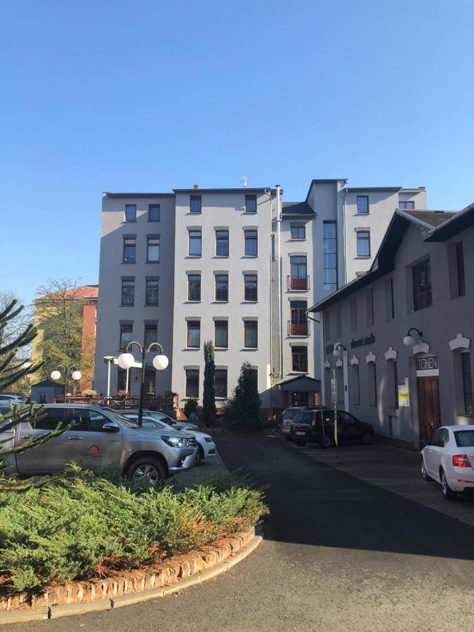 Hotel Na Kafkove Ostrava Ngoại thất bức ảnh